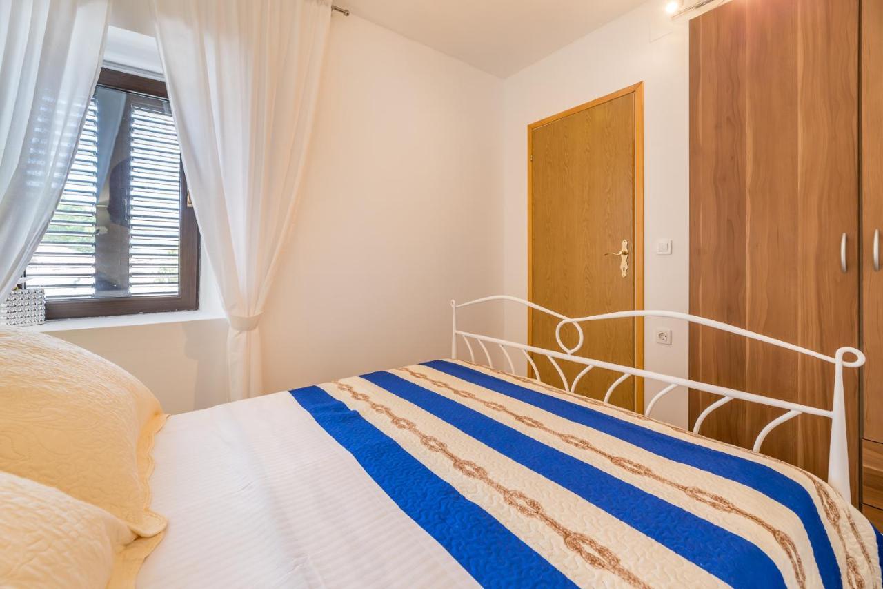 Ana Apartment Baska  Exterior photo